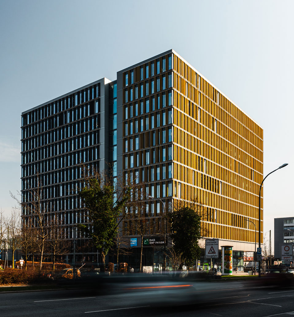 Laimer Würfel München - Sicht aus der Fuerstenrieder Strasse Sicht aus der Fuerstenrieder Strasse auf das Gebäude